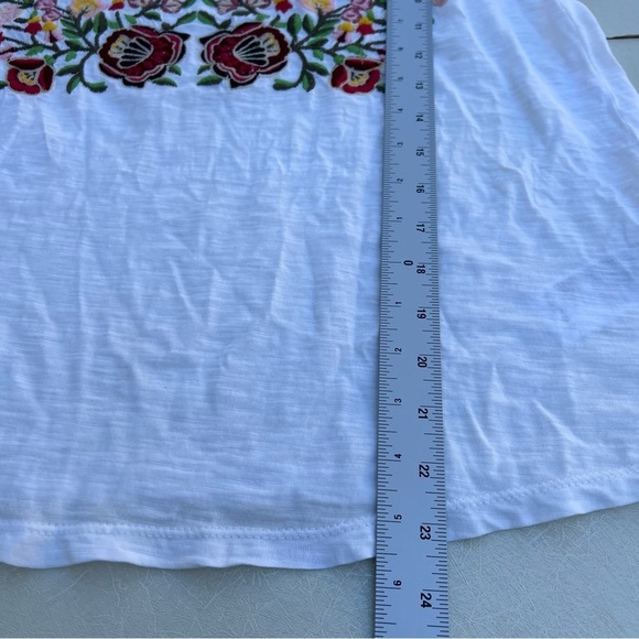 Anthropologie Embroidered Floral White Top Women’s Size XS - Picture 5 of 7
